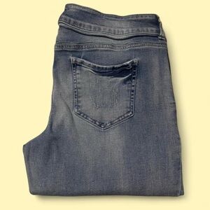 Maurices Light Blue Denim Jeans